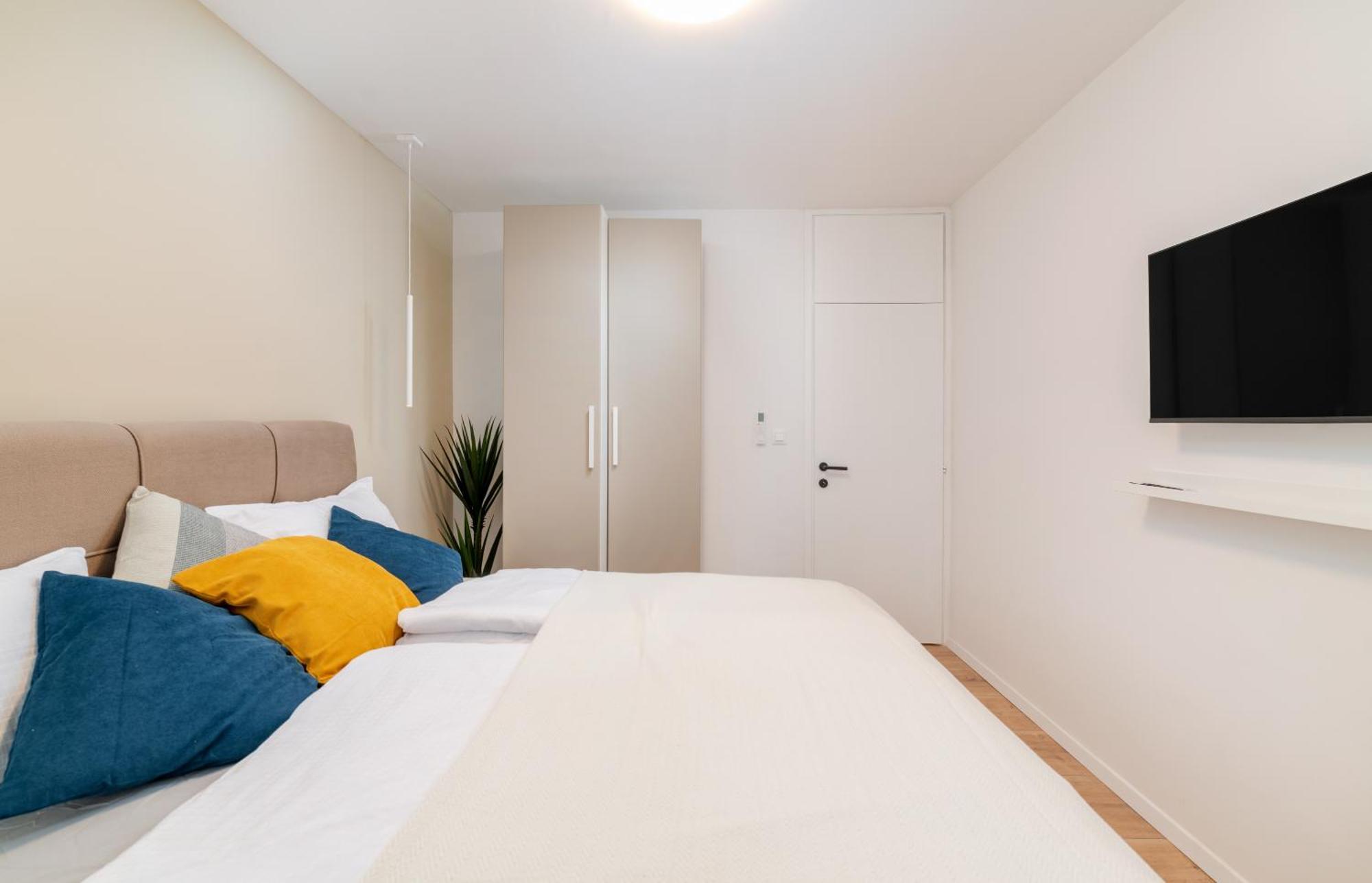 Cro.Lo Modern Retreat Apartment Split Exterior photo